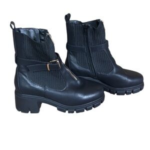 Black lug sole vegan leather combat / moto boots Size 10W